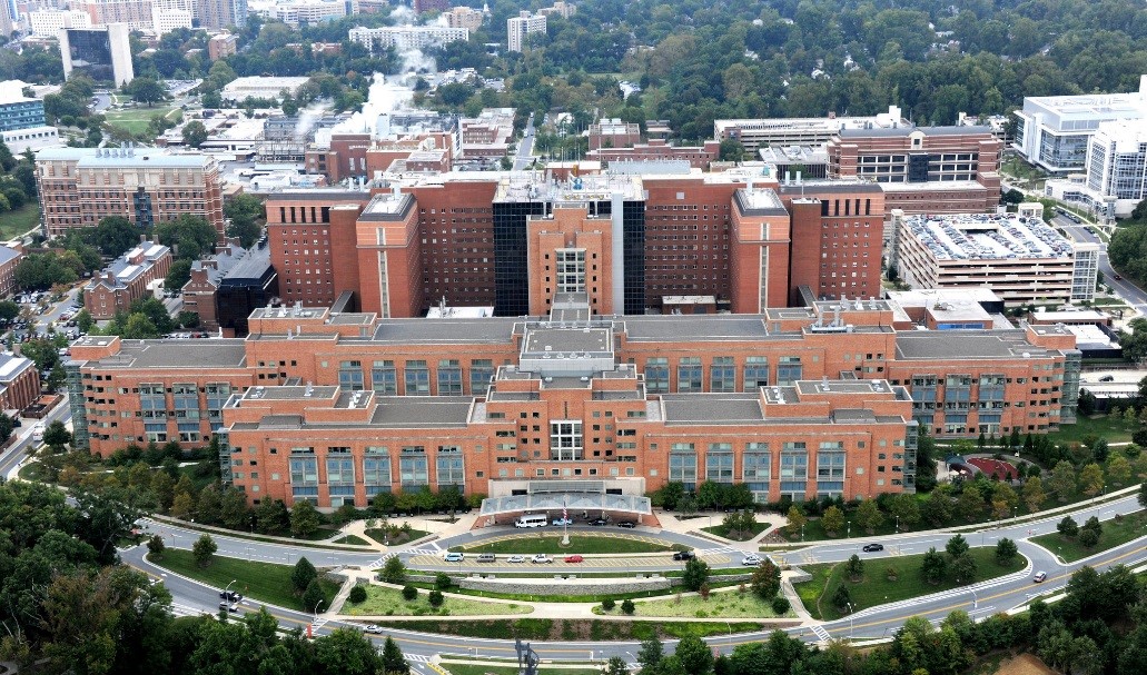 A photo of the Clinical Center.